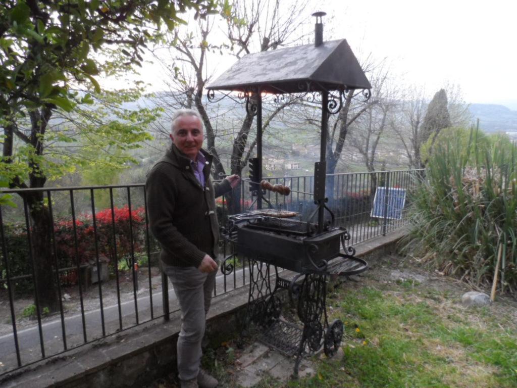 Casa Serafina Trilocale Con Arredi D'Arte E Parcheggio Privato Orvieto Kültér fotó